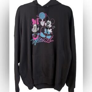 Disney x Junk Food Men’s Black Mickey and Minnie Miami Heat Hoodie XXL